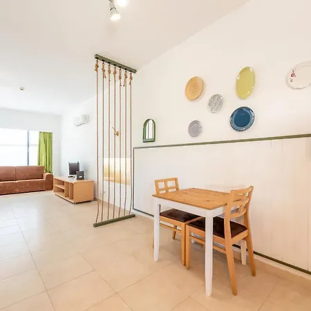 Guestready - Palmela Village Apts