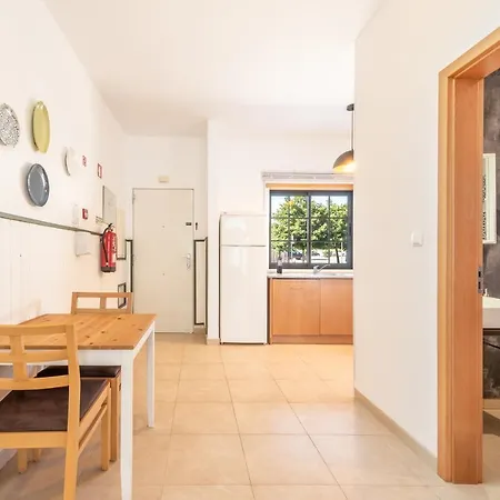 Guestready - Palmela Village Apts
