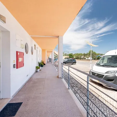 Guestready - Palmela Village Apts