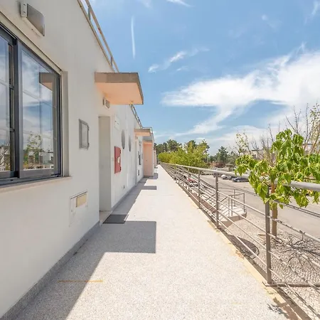 Guestready - Palmela Village Apts *