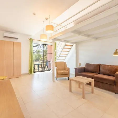 Guestready - Palmela Village Apts Quinta do Anjo